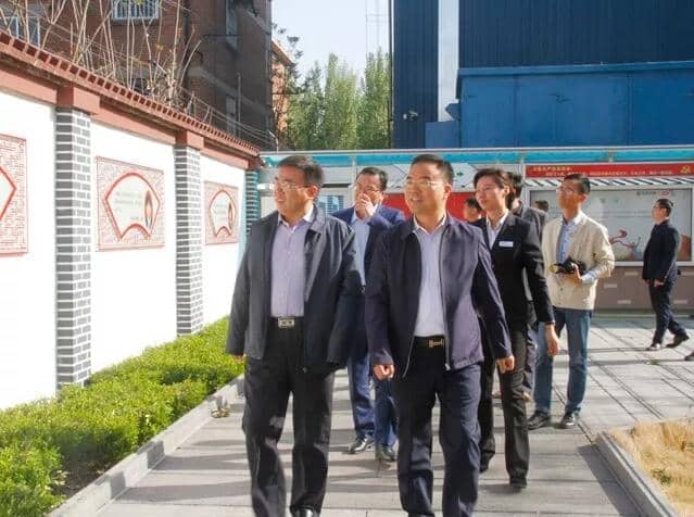 區(qū)委常委、區(qū)紀(jì)委書記、區(qū)監(jiān)委主任王慶峰調(diào)研天意機(jī)械